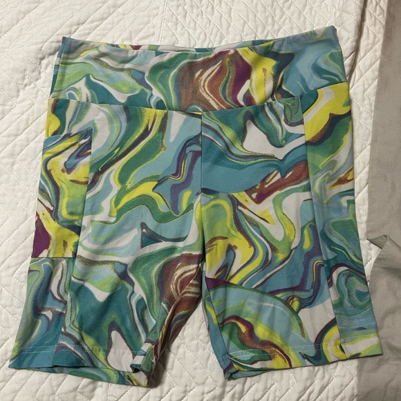 Biker shorts, multicolor, stretch, pockets - Picture 2 of 5